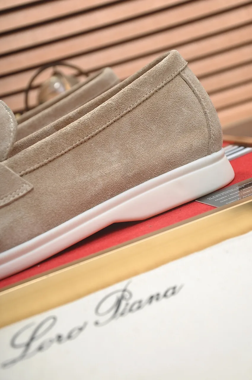 Men's shoes 💰400💶[𝐥𝐨𝐫𝐨 𝐏𝐢𝐚𝐧𝐚] [Couple model] High-end quality, affordable price, LP classic loafers, Italian treasure brand, the only brand that can match Hermès! Only after wearing it do we know that we can’t live up to our feet. Women’s code: 35-40 (customized sizes 34, 41, 42 are non-returnable) Men’s code: 38-44 (customized 45, 46, 47, 48 are non-refundable) Fabric: Customized imported cashmere Lining: Customized imported fetal cowhide Foot: Imported benzene-dyed calfskin Outsole: Exclusive original glass rubber outsole